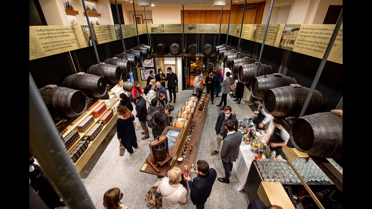 Giusti - Inaugurazione Boutique di Via Spadari a Milano