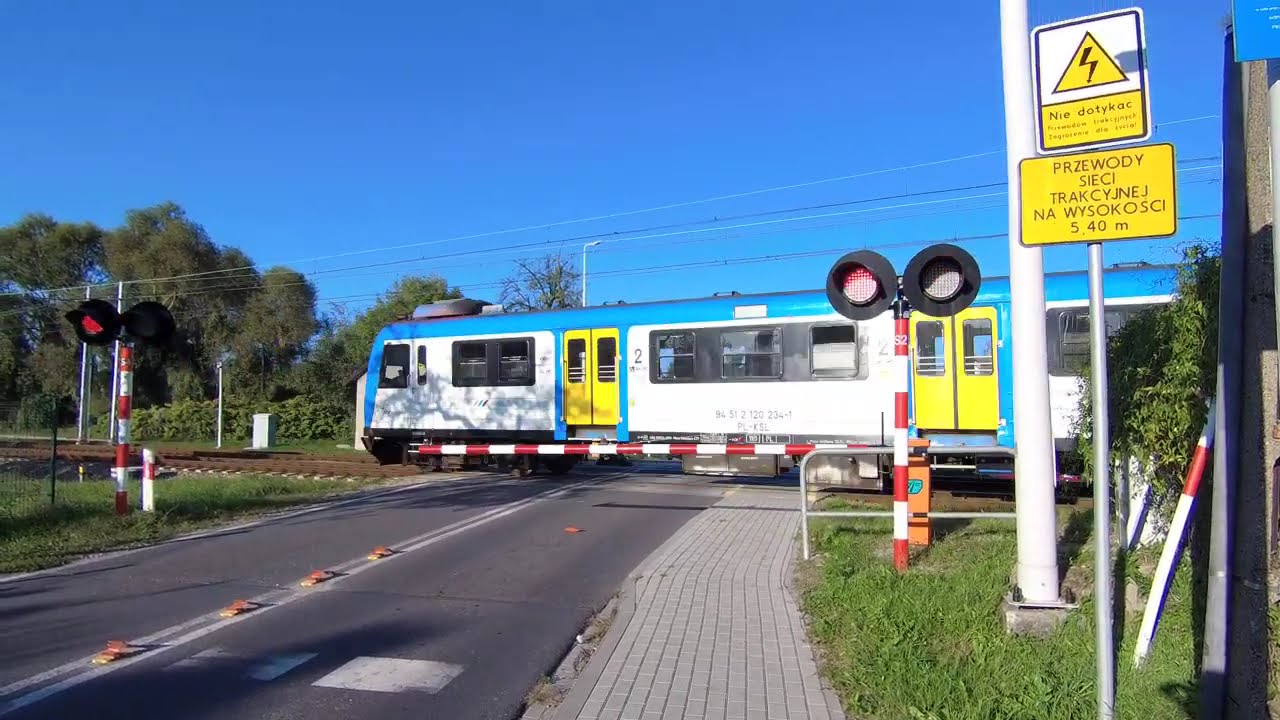 [4K] Przejazd kolejowy #Babice / #Oświęcim  ul. Grunwaldzka , Polish Railroad crossing, 踏み切りポーランド