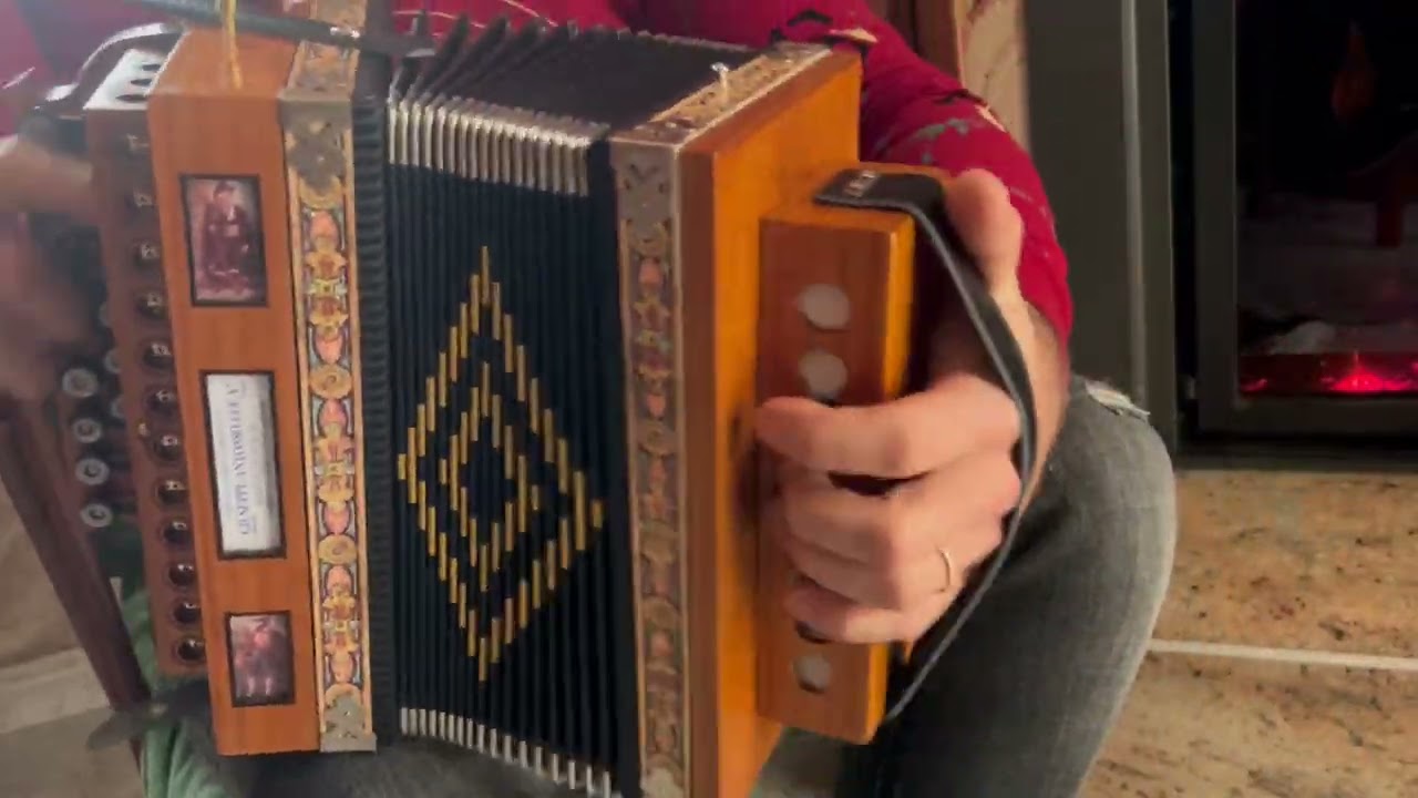 Tarantella Calabrese Bruno Marzano solo Organetto passate sfiziose Ton (DO)