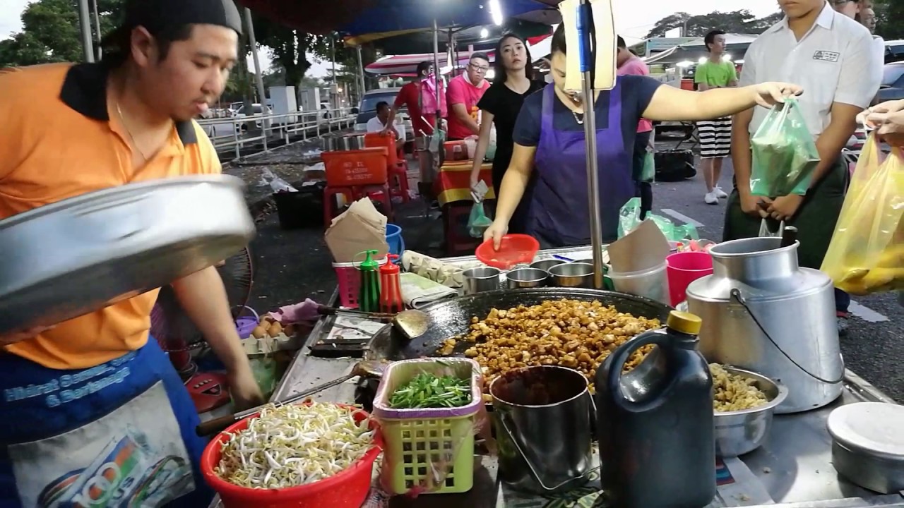 Kelvin Khor ~ Pasar Malam Char Kueh Kak