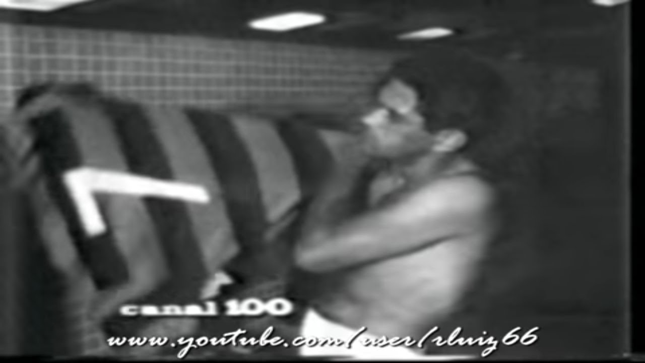 Canal 100 - Cine jornal completo - Estréia de Garrincha no Flamengo - 1968