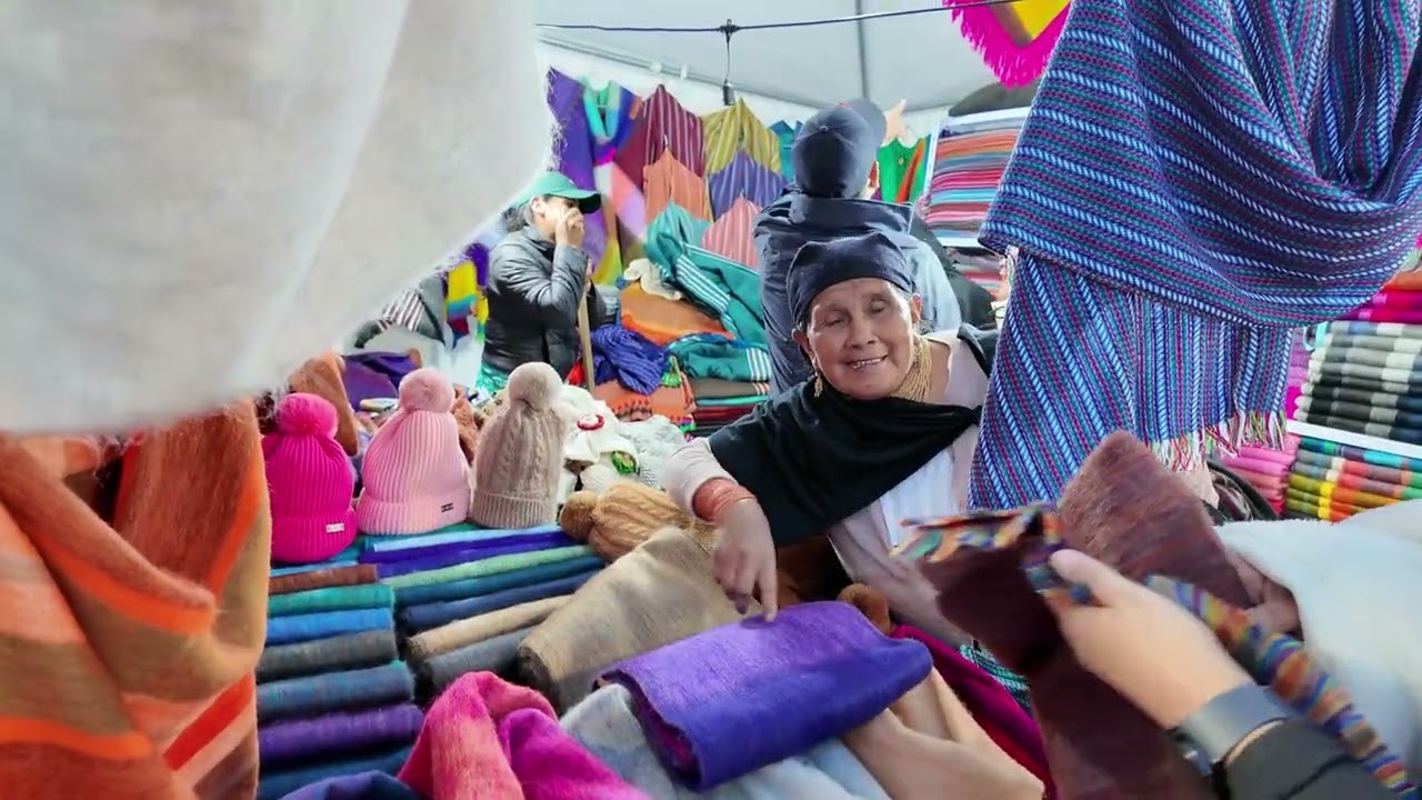 Comprando en Mushuc Runa Febrero 2026 Carnaval