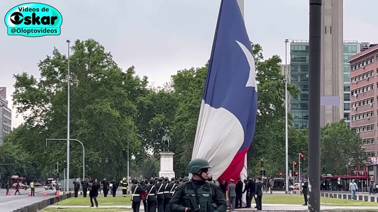 Emocionante, izamiento del Pabellón Patrio Chileno.