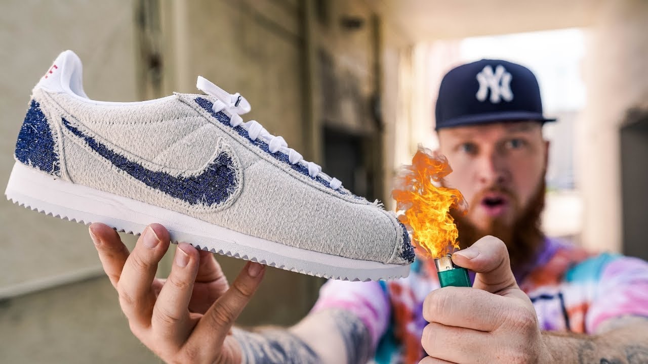 КАК СДЕЛАТЬ NIKE CORTEZ STRANGER THINGS ПЕРЕВЕРНУТЫМИ С НОГАМИ ЕЩЁ ЛУЧШЕ! (Я сжёг свои кроссовки)