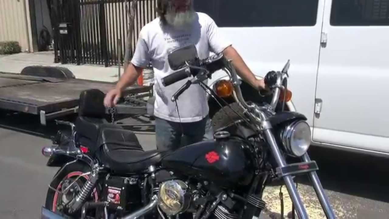Hunting Harley's, 1982 FXB Sturgis original paint