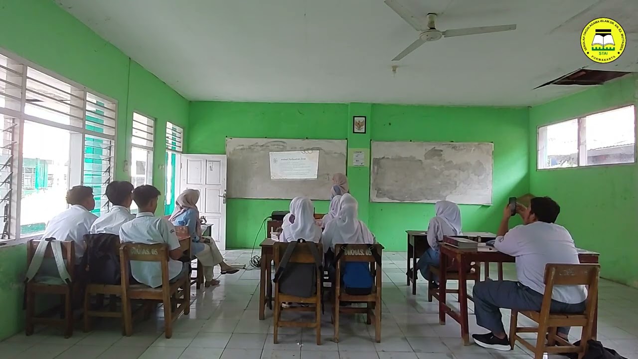 PRAKTIK REAL TEACHING STAI DR KHEZ MUTTAQIEN PURWAKART