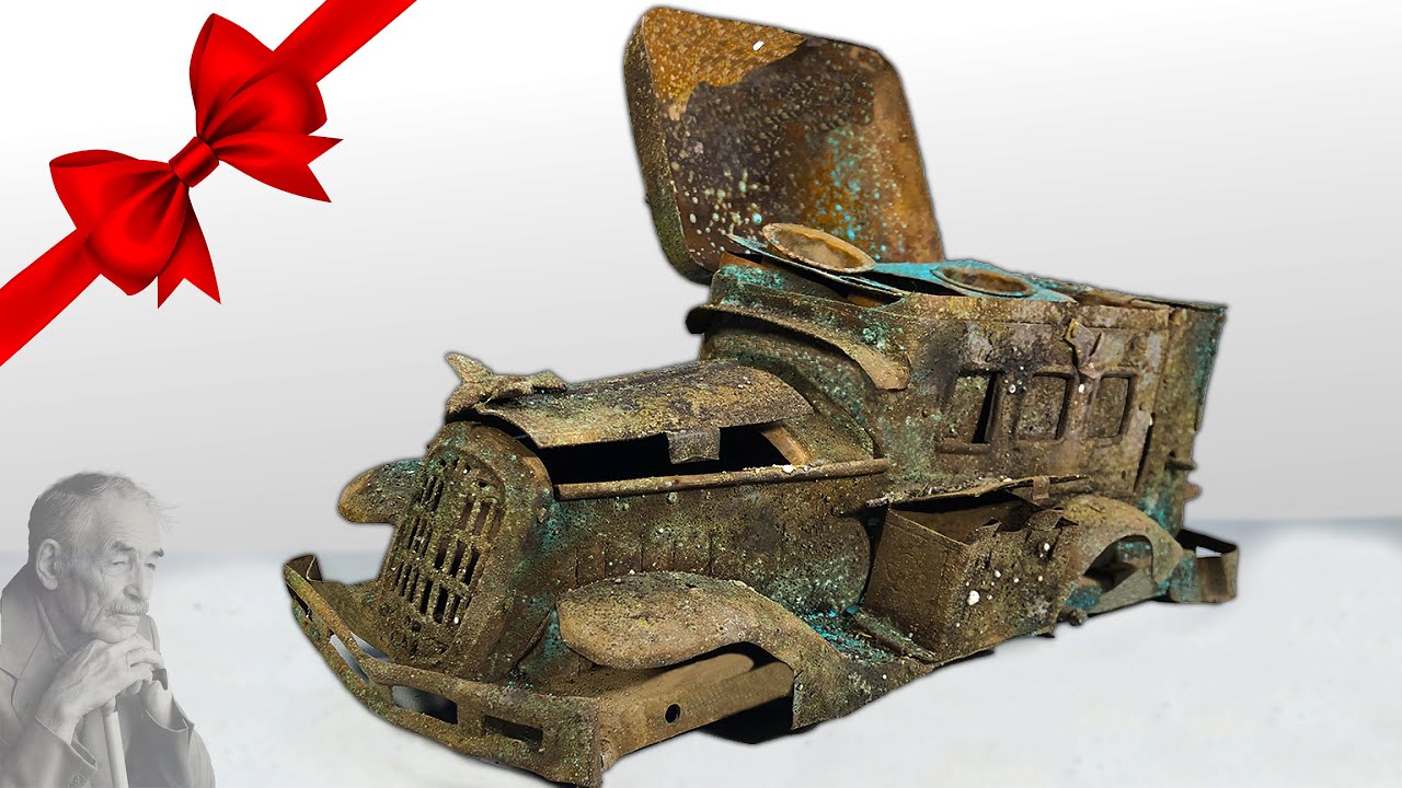 1930's Antique Rusty Royal Betel Case Car Restoration - My Grandpa Gifted Me!