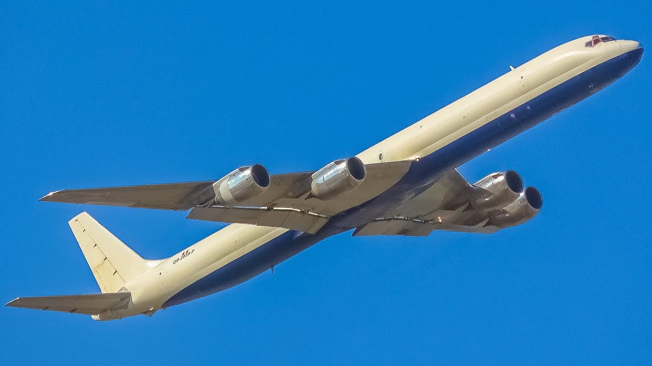(4K) Evening Plane Spotting at Miami International Airport