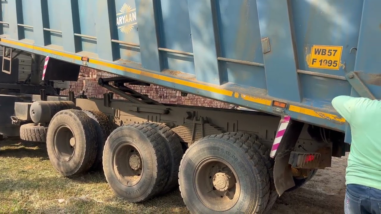 Tipper Truck Unloading Video