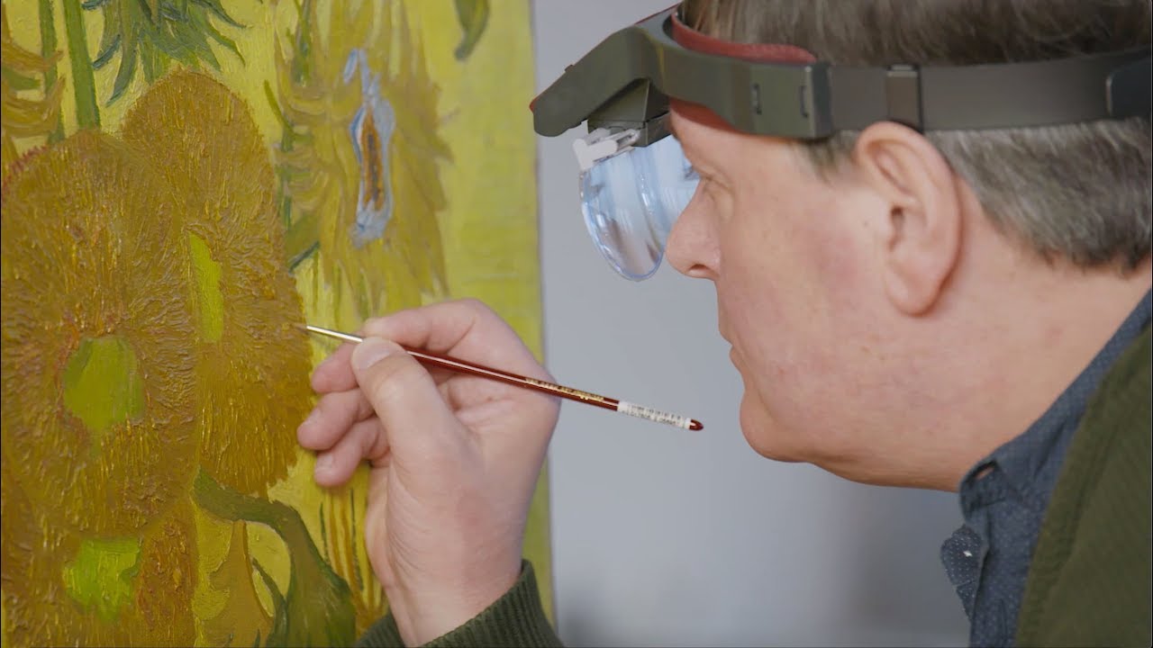 How to preserve a 130 year old painting | Van Gogh and the Sunflowers