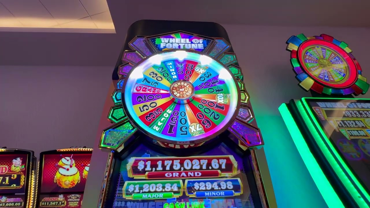 Huge Win On the Wheel Of Fortune!