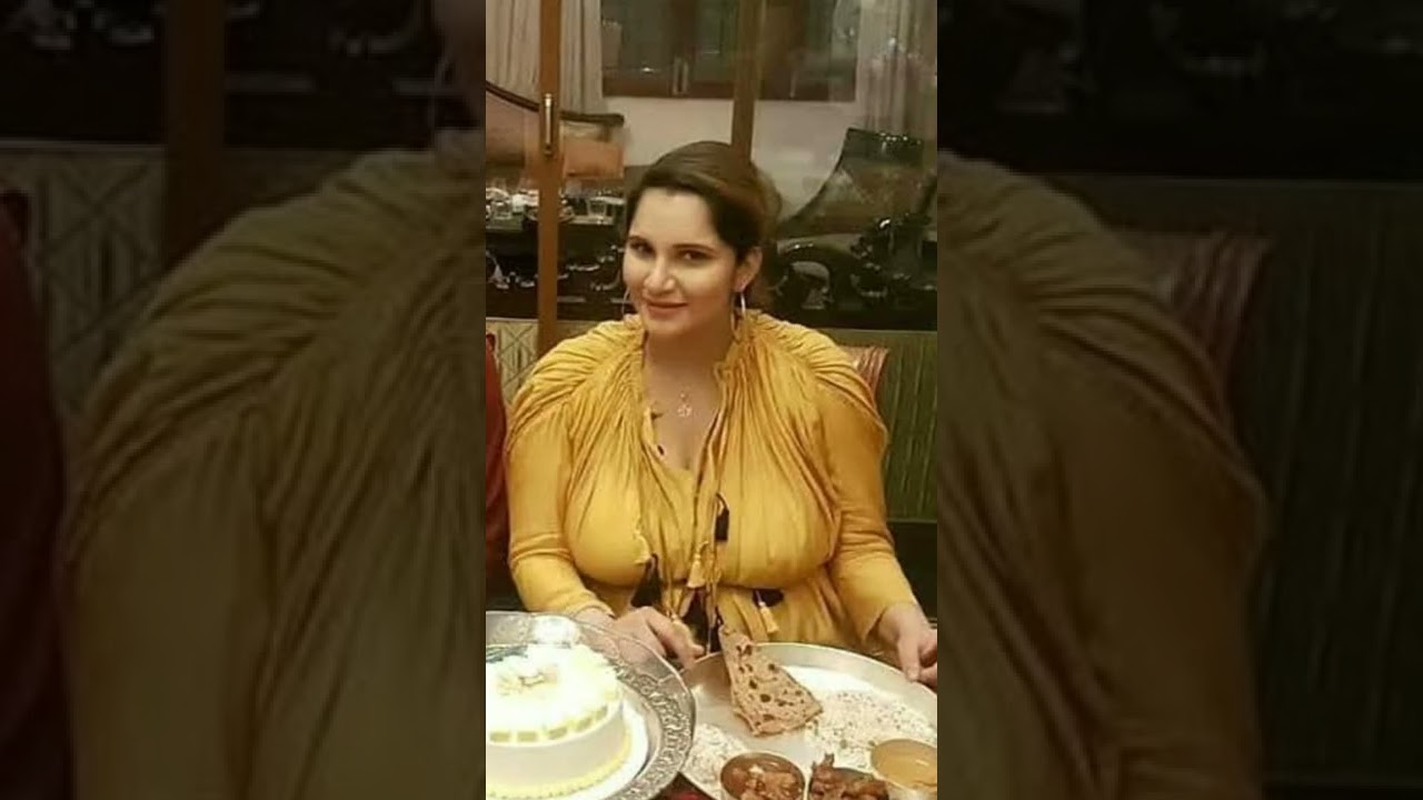 OMG Sania Mirza Looking 😱😱 #shorts
