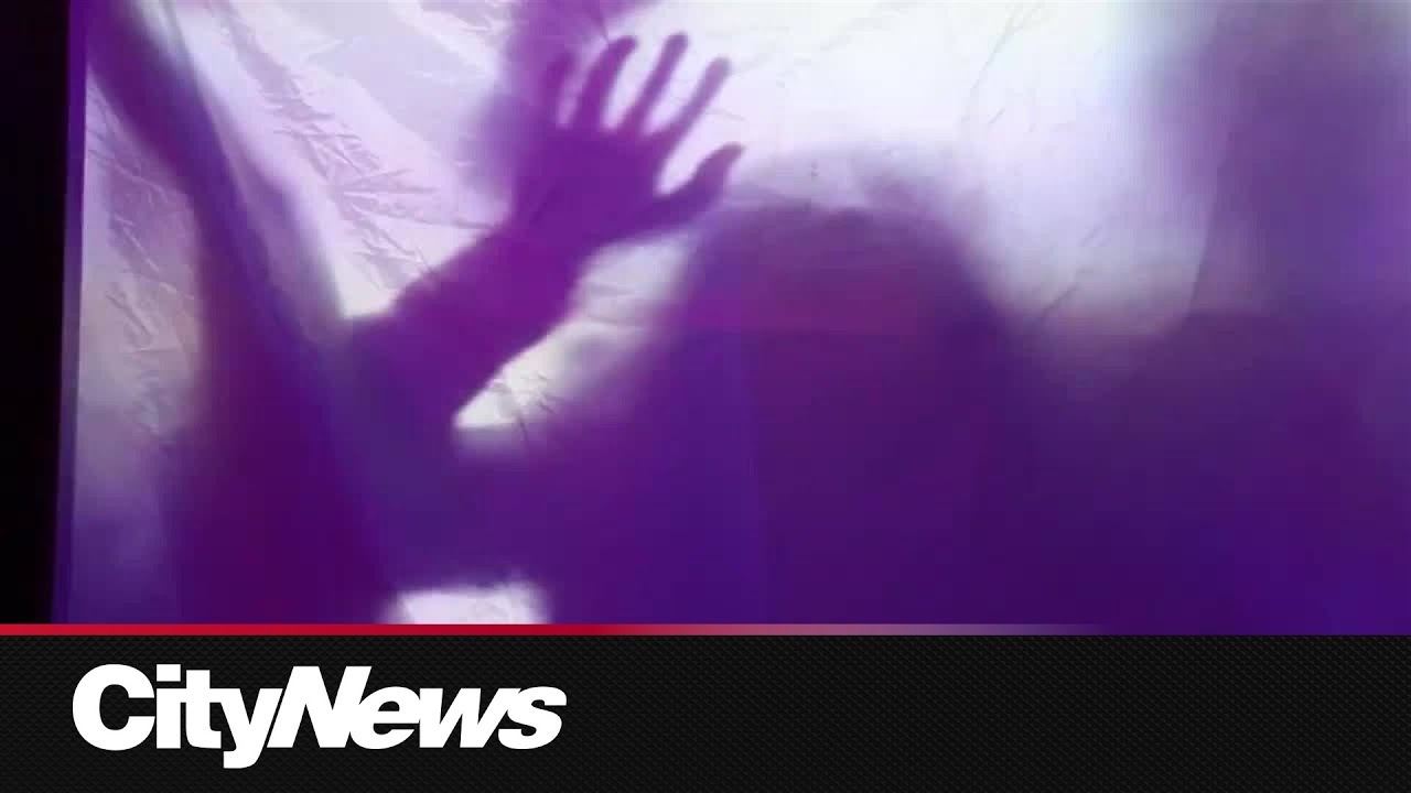 Eerie-sistable Halloween home in Dorval