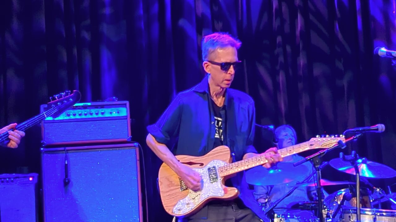 Yo La Tengo - Breakin' in My Heart w Glenn Mercer (Tom Verlaine) 2023.06.09 White Eagle Jersey City,