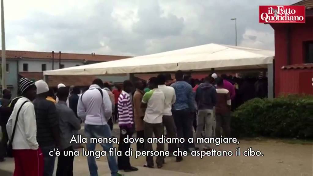 Viaggio nel Cara di Mineo, 4000 migranti stipati come polli in mezzo a sporcizia e rifiuti