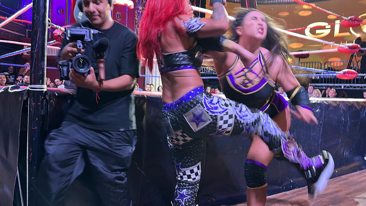 Rachael Ellering vs Miranda Alize