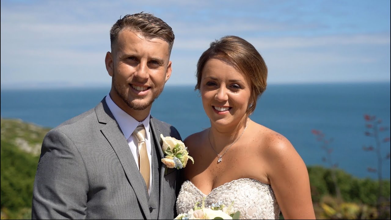 Ali & Ben's Stunning Pennsylvania Castle Wedding