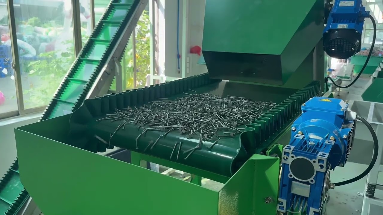 Semi automatic nail weighing and bagging packaging production line