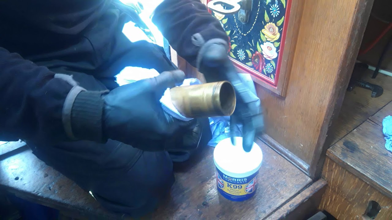 Tips for new boaters  Re filling a stern gland greaser
