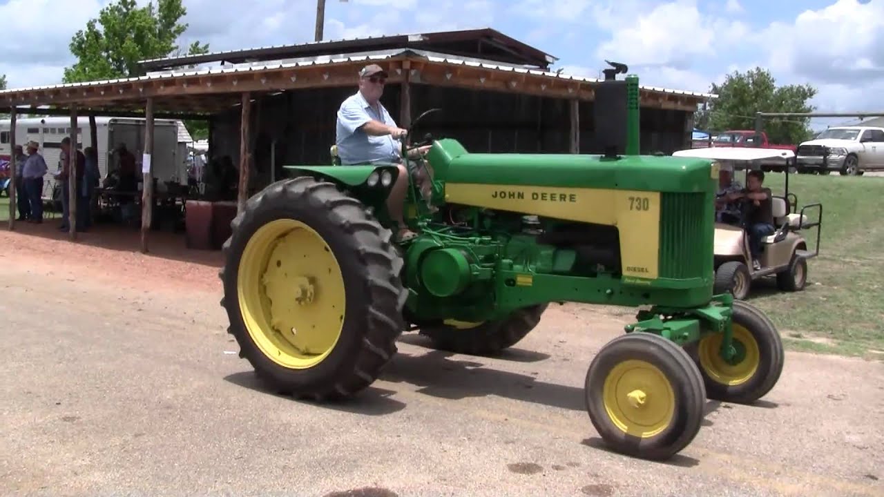 Texas Antique Tractor Parade
