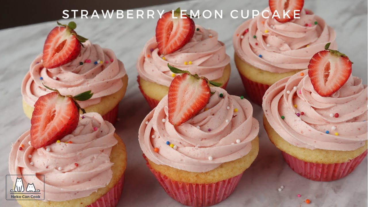 The Best Strawberry Lemon Cupcake, Super Soft and Moist, 苺クリームとレモンのカップケーキ