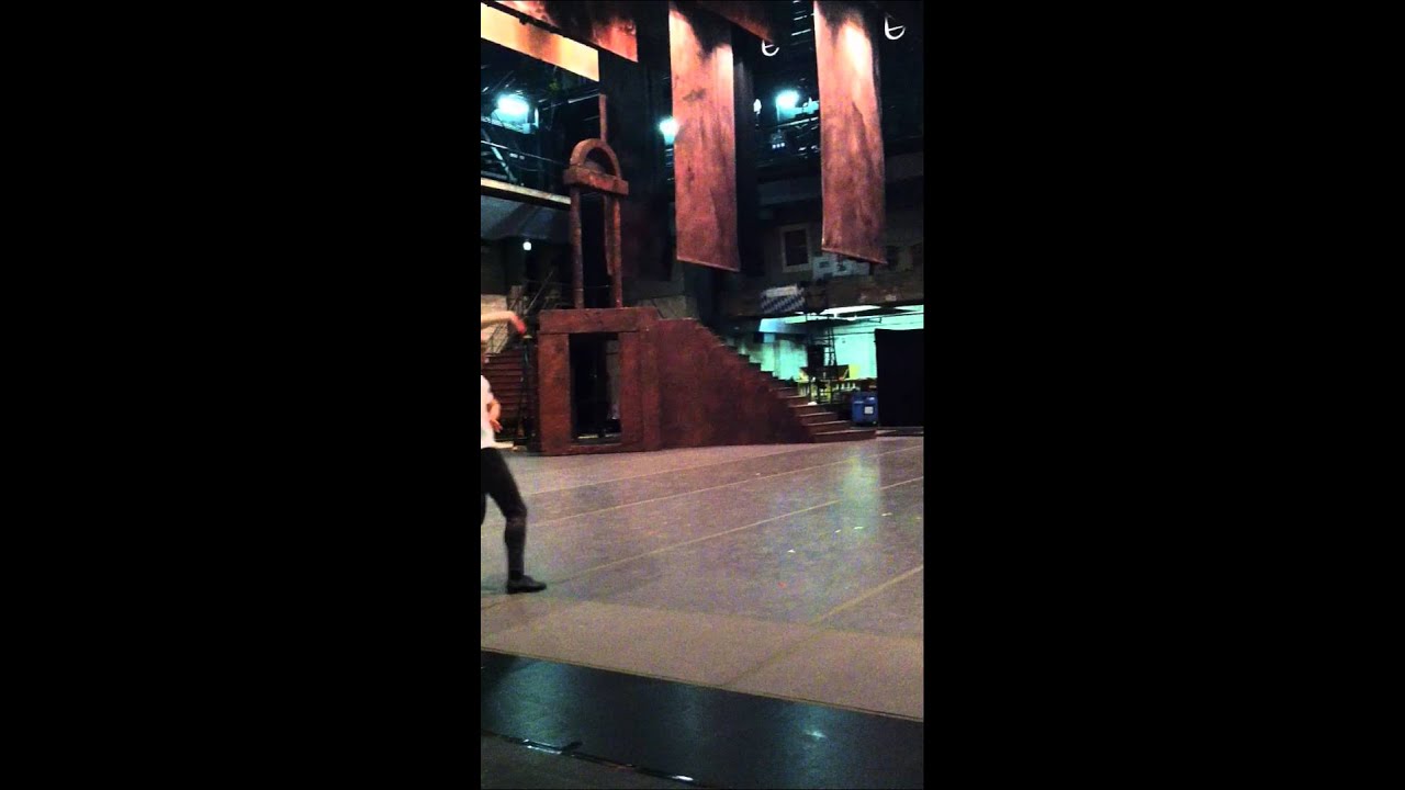 Sascha Radetsky in rehearsal