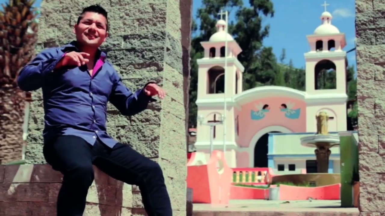 Iv&aacute;n Aventura - Una Aventura  / Video Oficial