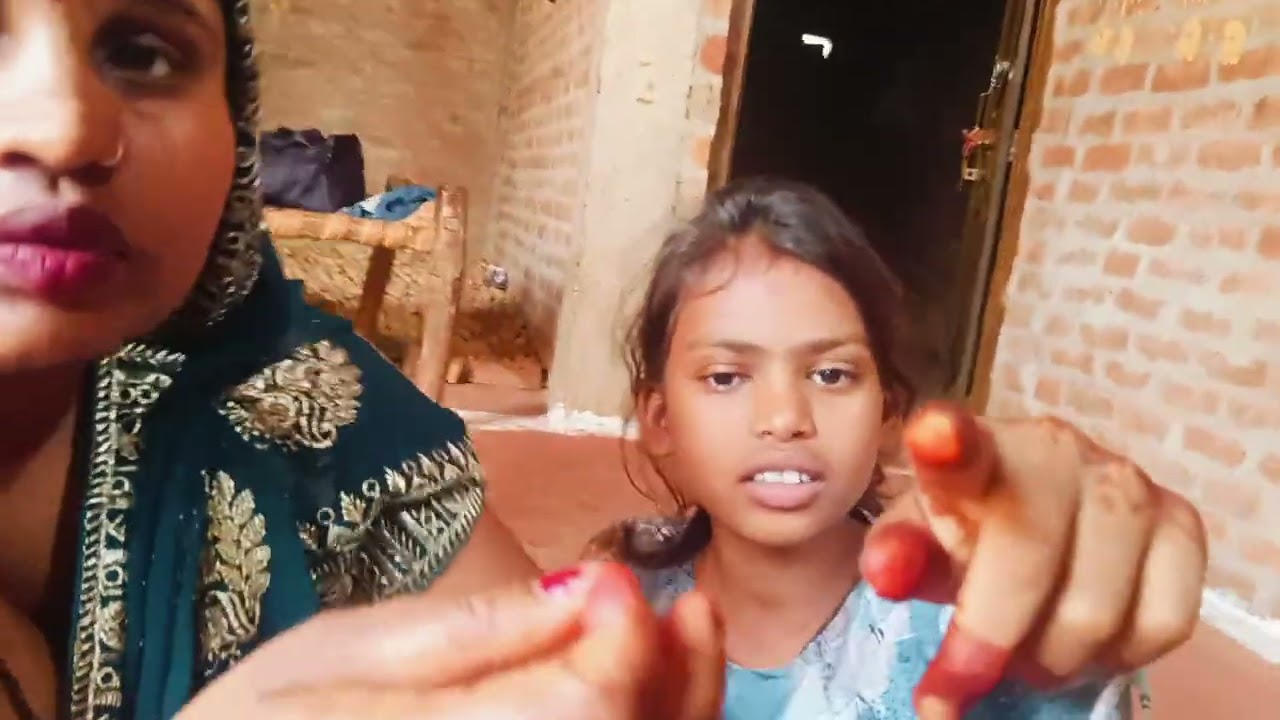 देखिए नाक कैसे छेदी जाती है