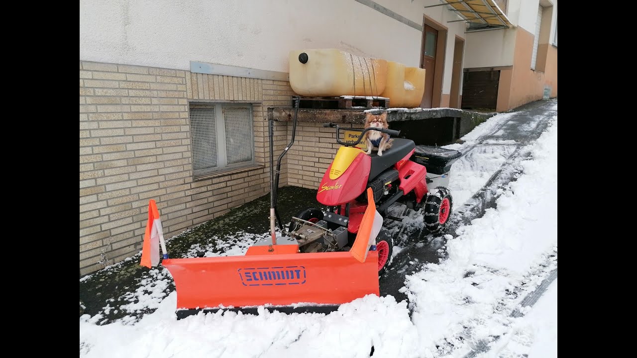 Mit umgebautem Wolf Scooter SV4 Schnee ger&auml;umt mit Tielb&uuml;rger Schneeschild_1.2025