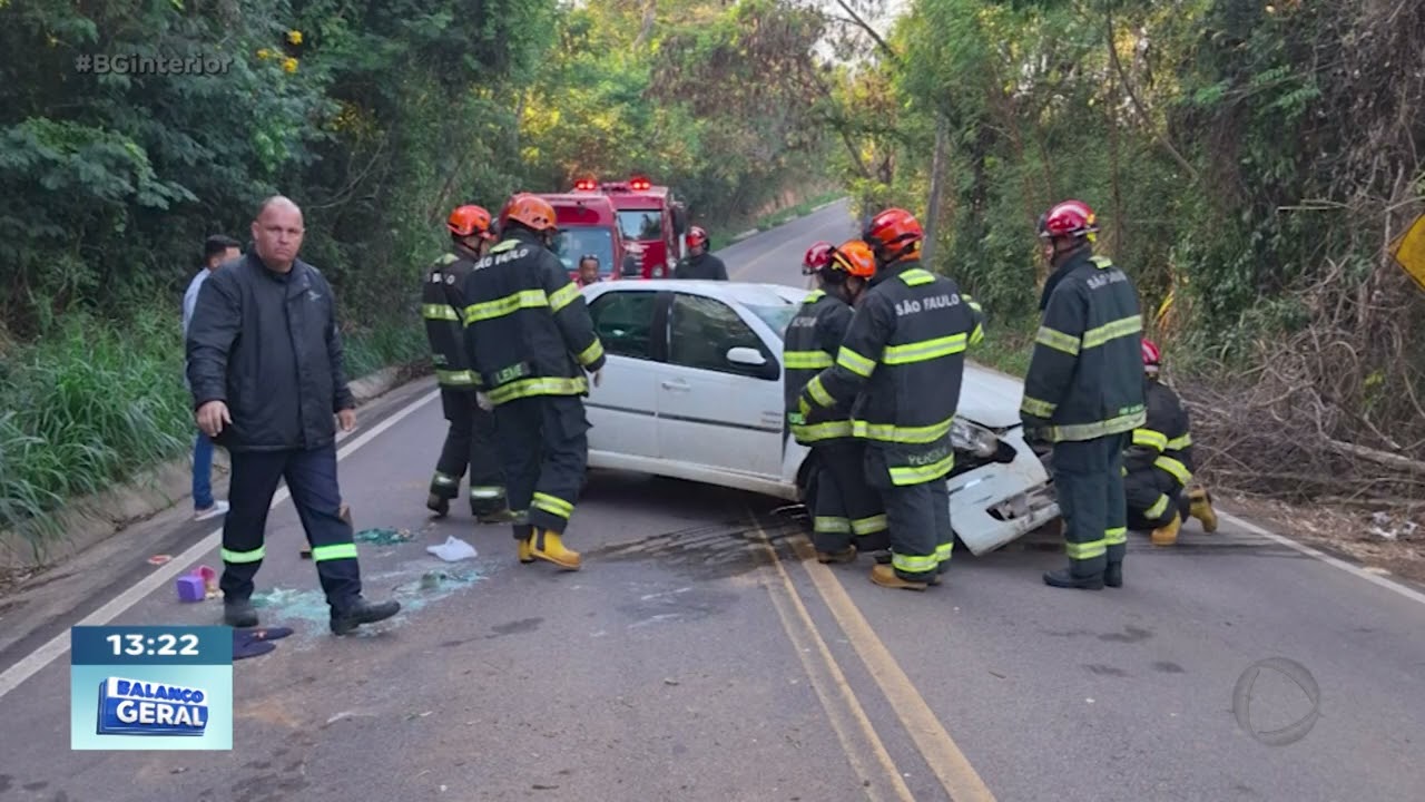 Capotamento entre Boituva e Cerquilho: mãe e filho ficaram feridos em acidente