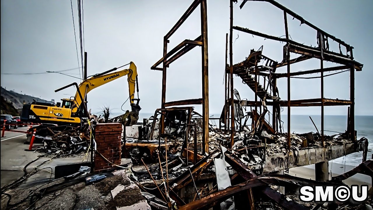 𝗥𝗘𝗖𝗢𝗩𝗘𝗥𝗬 𝗨𝗣𝗗𝗔𝗧𝗘: Army Corps Clears Debris on PCH After Palisades Fire | Exclusive Tour