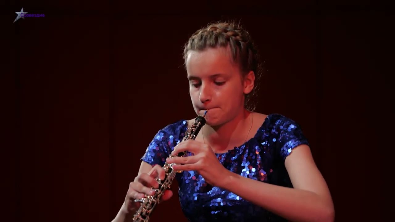 Шишкова Алиса 15 лет Глиэр Песня без слов