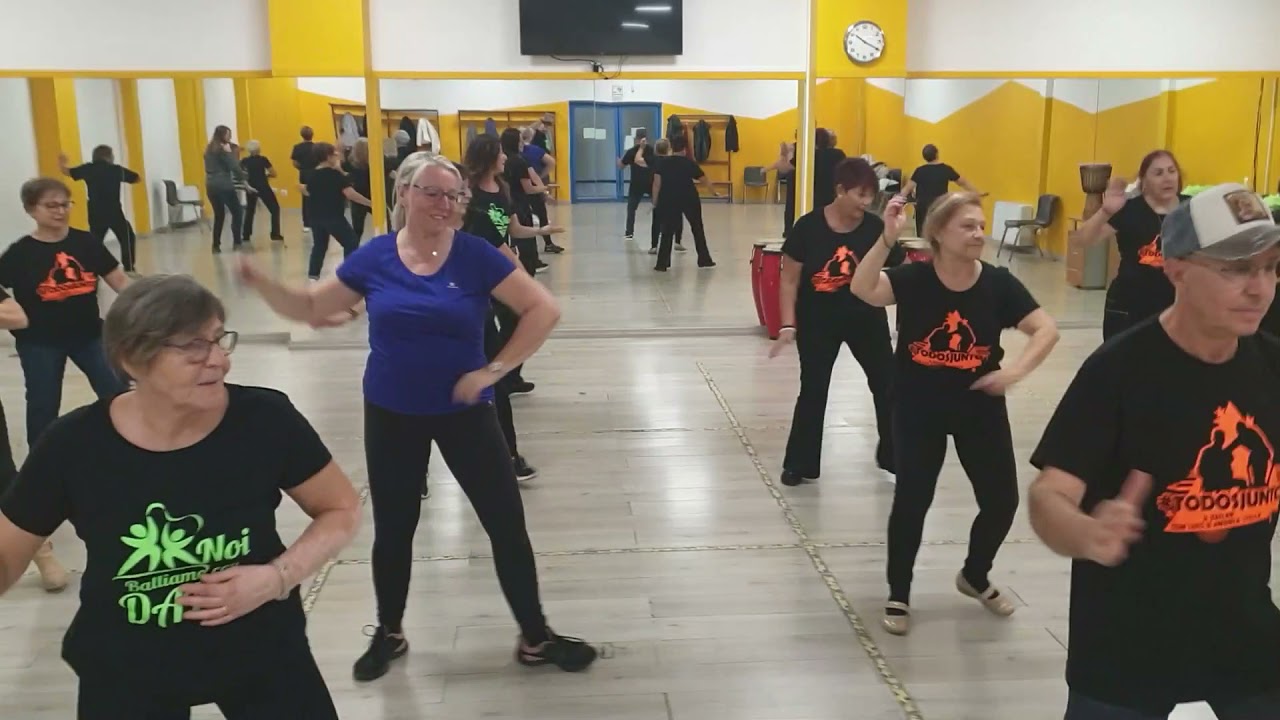 BAILAR CONTIGO - COREO ANDREA STELLA - Asd New Silvan School Dance
