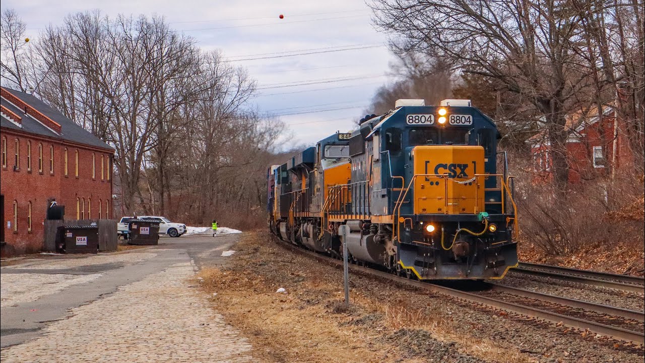 CSX M426 passes West Springfield, Massachusetts on 3/9/25