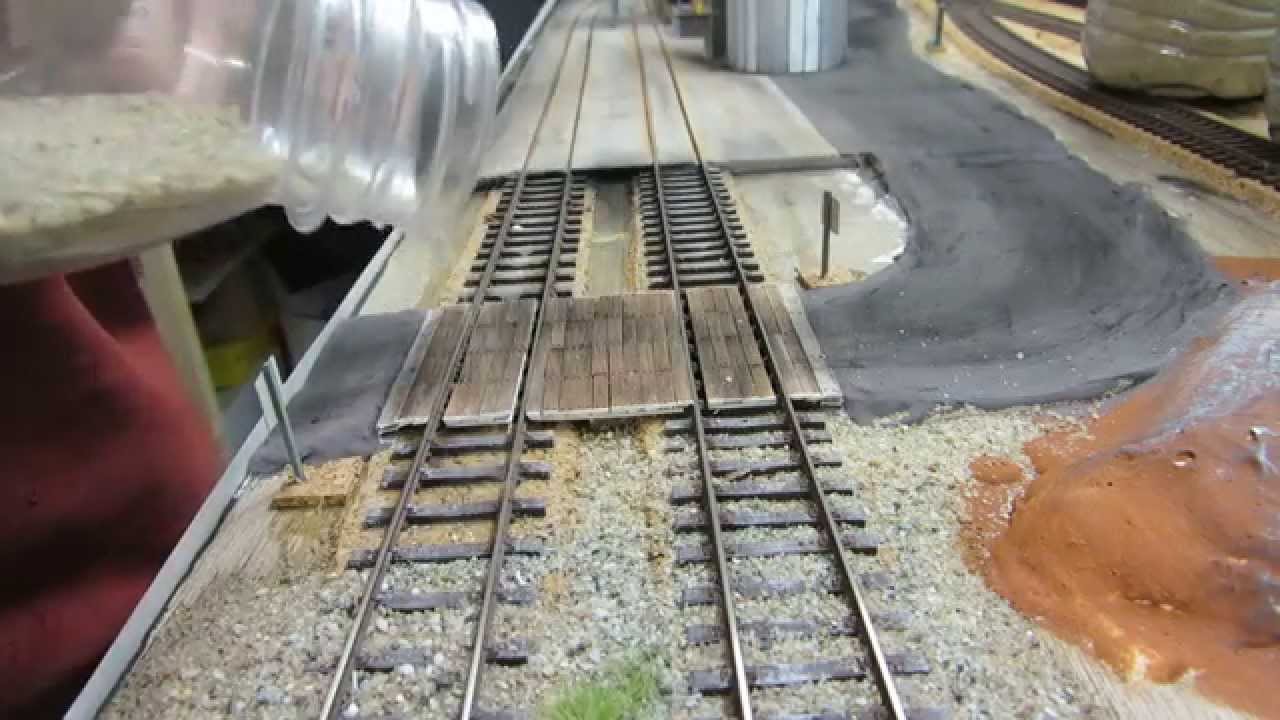 Voie noyée, patine et ballast sur réseau HO