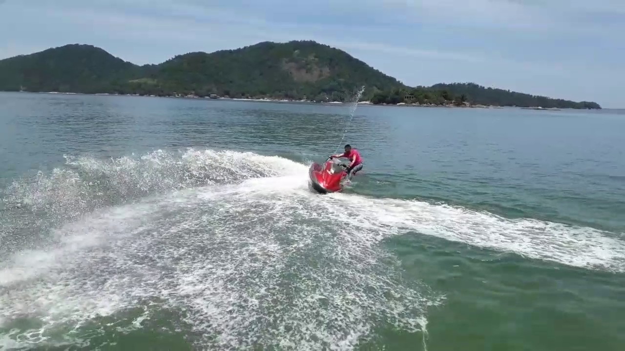 Manobras com jet ski