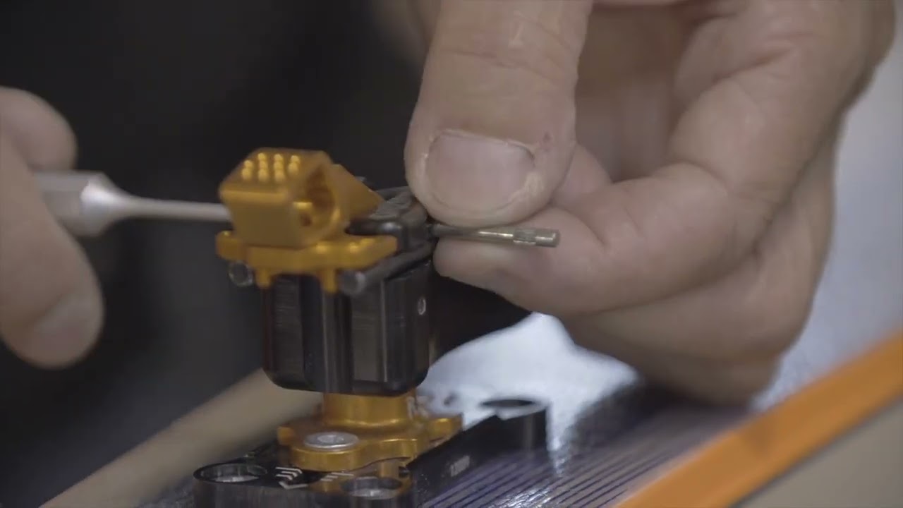 Tutorial: changing the heel riser and forks of the OAZO binding
