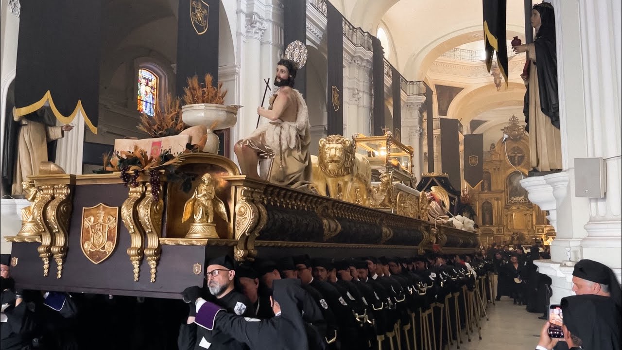 Salida Señor Sepultado de Santo Domingo 2025