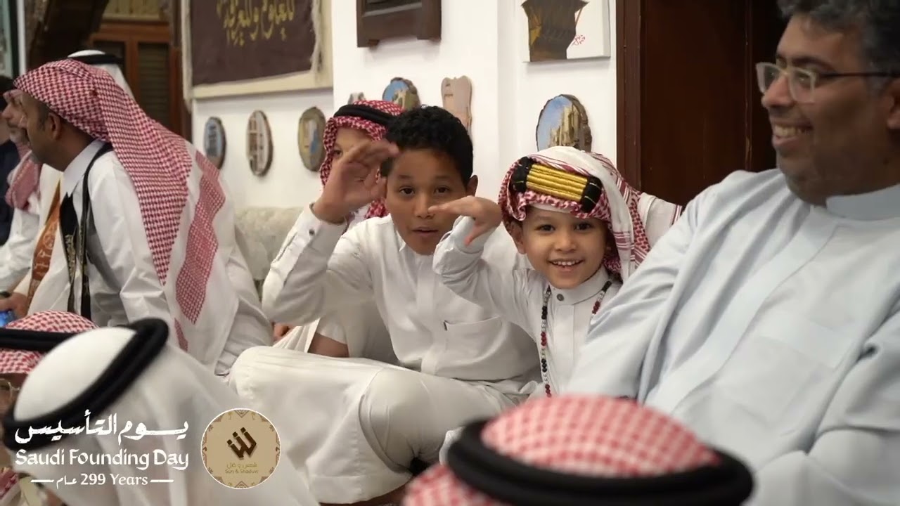 احتفال شمس وظل بيوم التأسيس المجيد ضمن معرض رمضان في عيون التشكيليين