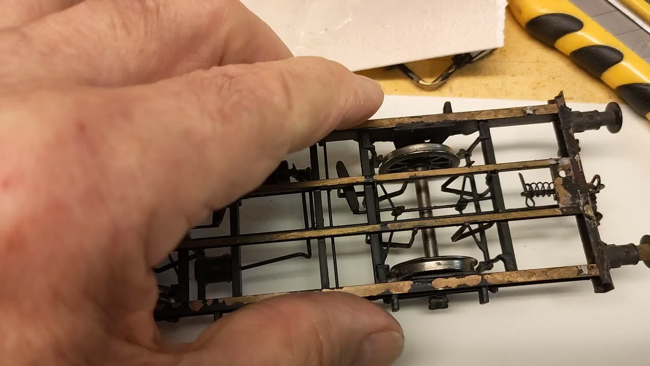 Châssis pour wagon désherbeur