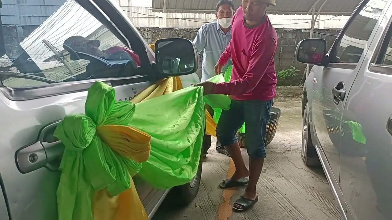 อาชีพงานผูกผ้าประดับรถ@