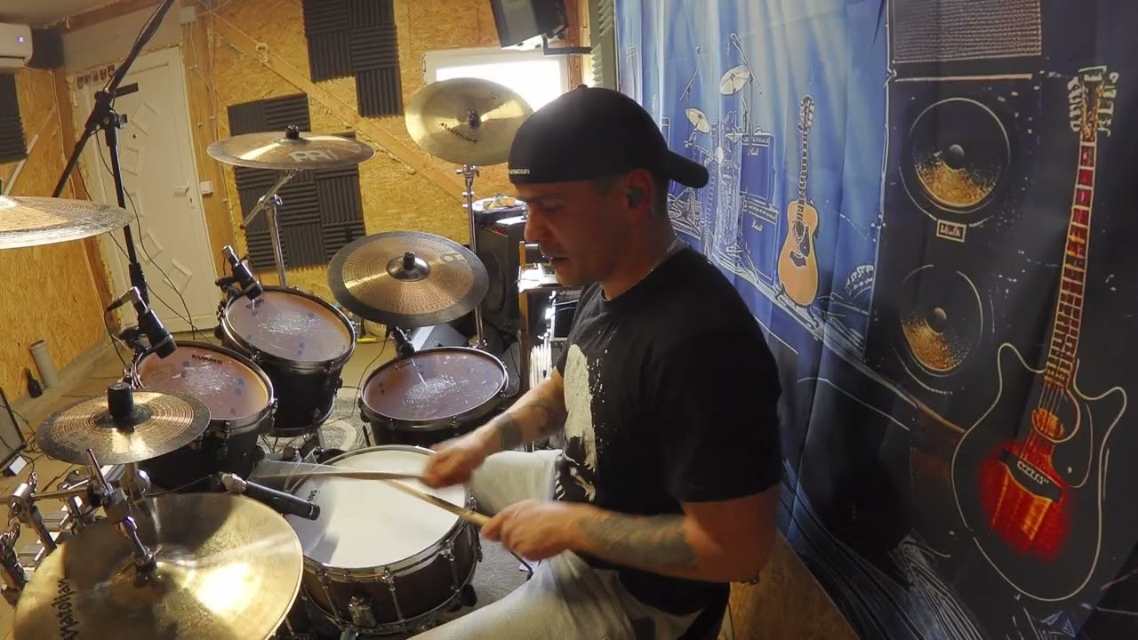 Tri u Jednoj-SKEC Drum cover