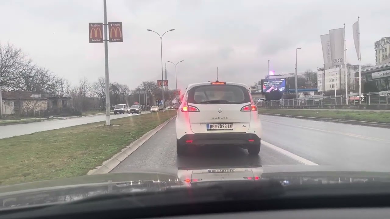 Beograd, voznja, Ostruznica - Mostarska petlja. Mutno je nebo svo
