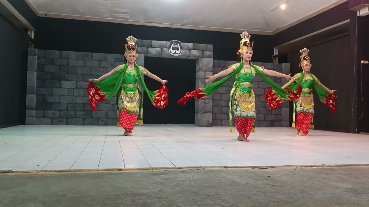 Padang Bulan Langit Syahdu Kuto Malang 11 Sabtu 14 Februari 2026