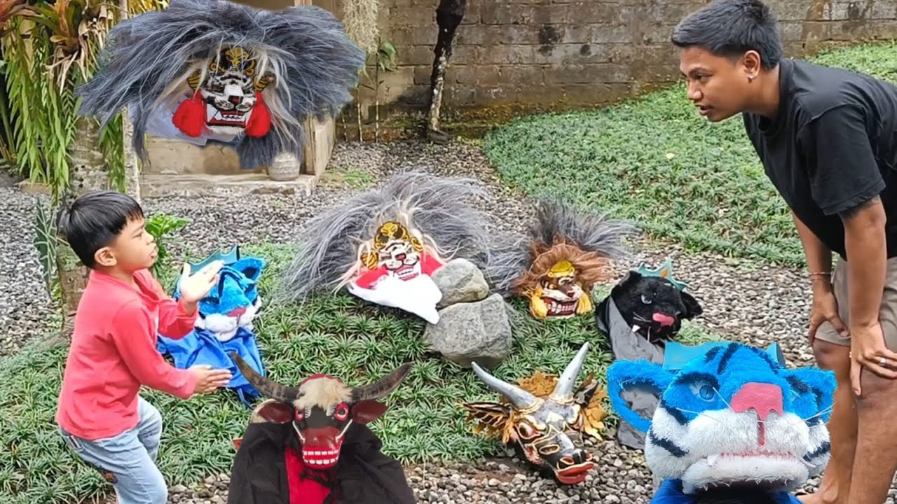 Mencari Barongan Sapi Dan Kawan Kawannya Di Halaman Rumah