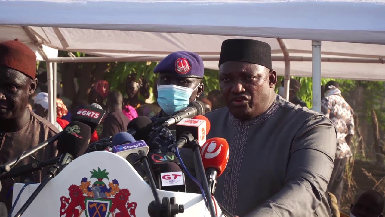 President Barrow lays foundation of Ngayen Sanjal Road