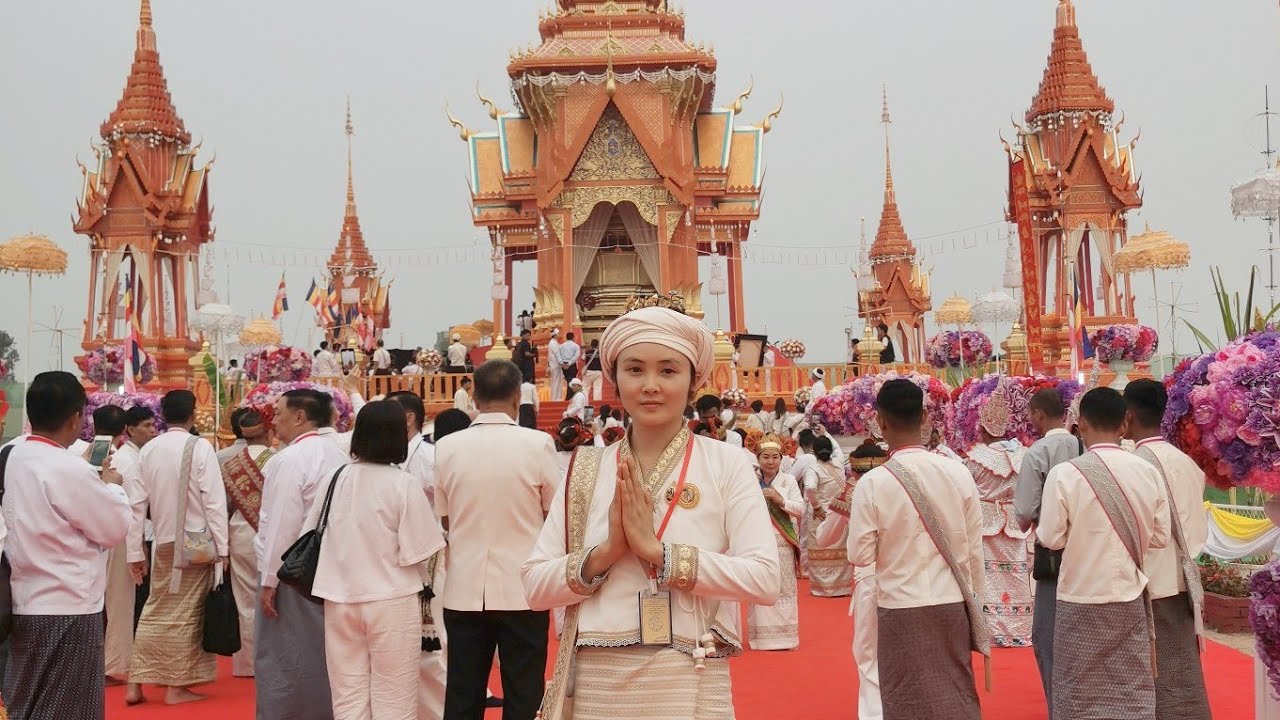 วันที่6เมษายน กราบส่งสมเด็จหลวงปู่ครูบาท่าน รับหน้าที่อ่านประวัติเป็นครั้งสุดท้ายค่ะ