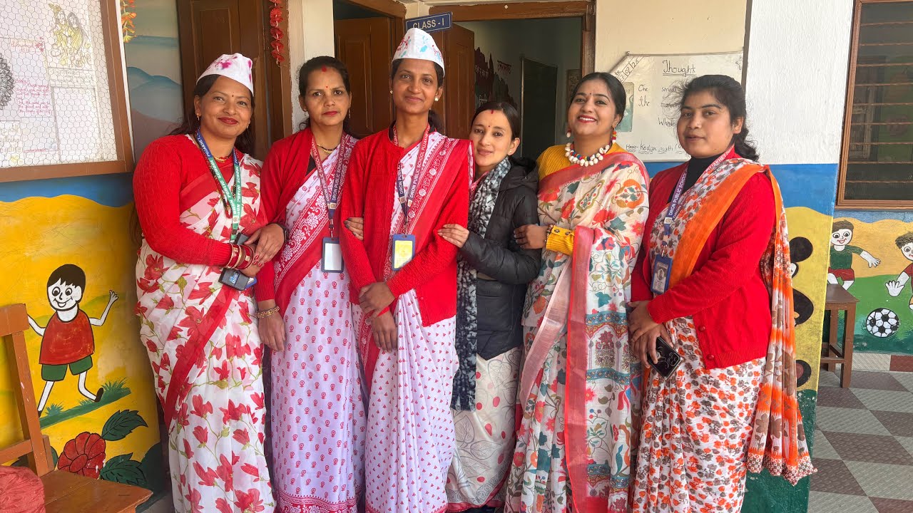 Happy Holi ♥️🧿 #happyholi #holimilansamaroh #schoolfestival #holi #yshorts #uttarakhand #pahadi 