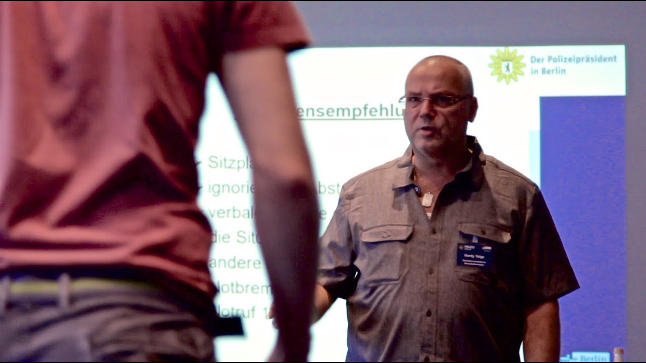 SEMINAR: Umgang mit Gewalt im öffentlichen Raum (Polizei Berlin)