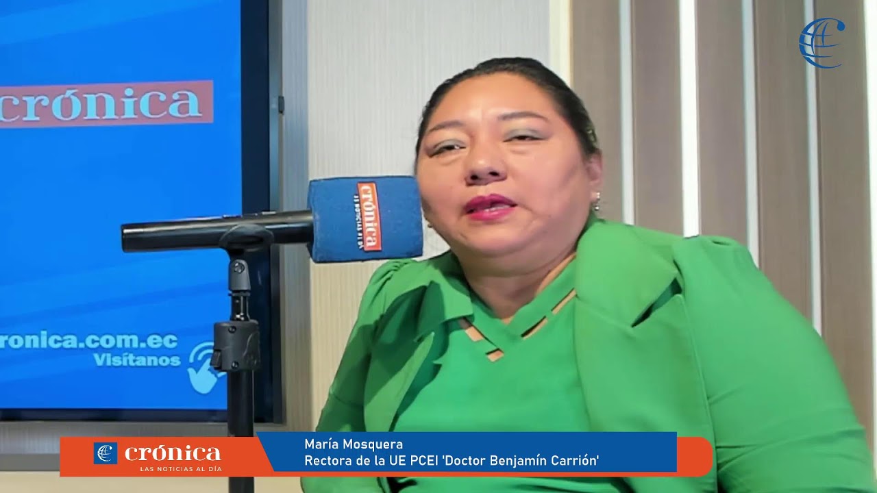 María Mosquera, rectora de la Unidad Educativa PCEI 'Doctor Benjamín Carrión'